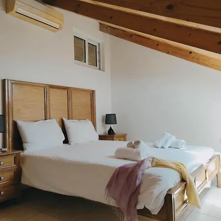 Three Graces مدينة زاكينثوس