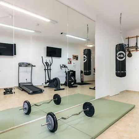 Apartment Three Graces *