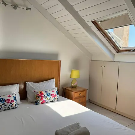 דירה Three Graces זקינטוס טאון