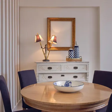 Апартаменты Three Graces *